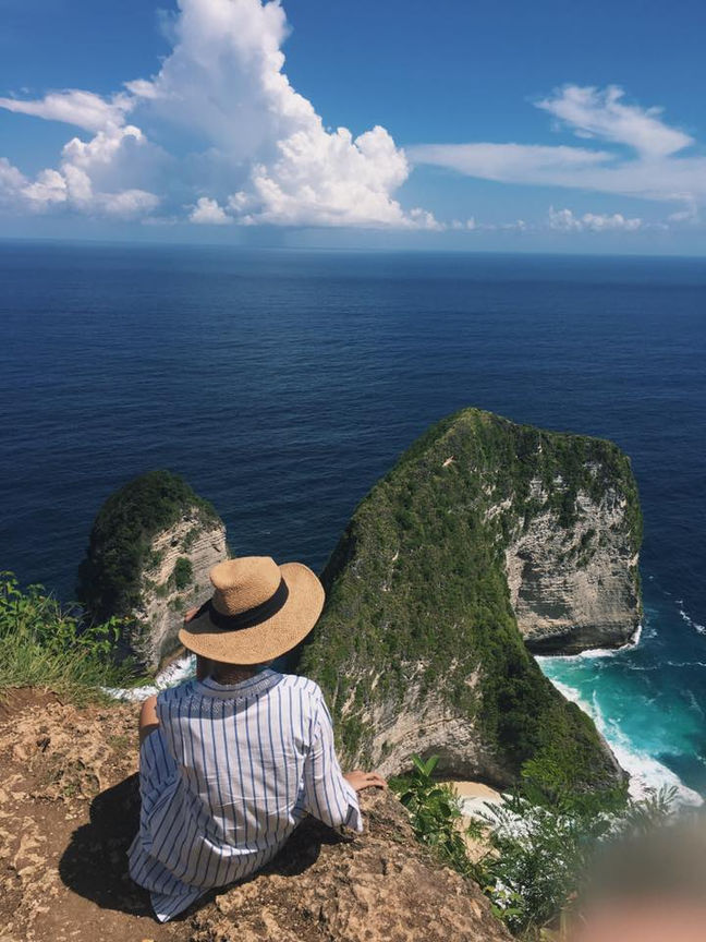 Met the Clear & Blue Sea