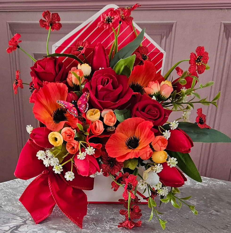 Thumbnail: Cute Envelope Flower Display