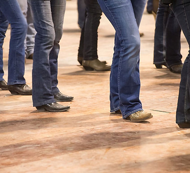 country-line-dances-min.jpg