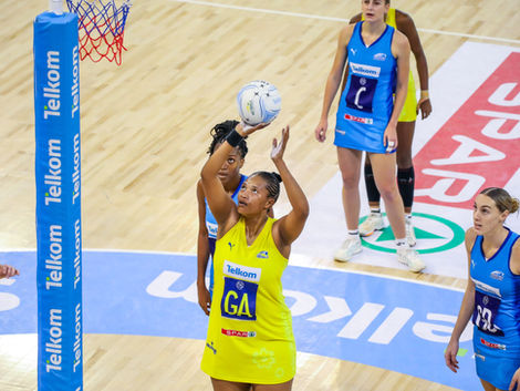Jaguars escape Flames while Fireballs tame Stings