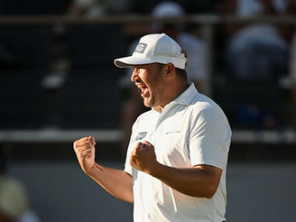 Lawrence makes history after thrilling play-off at Crans Montana 