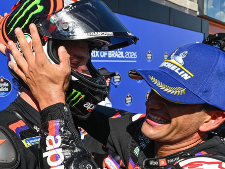 Bezzecchi storms to victory ahead of Martin, Diggia defeats Marc Marquez on take two