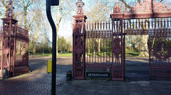 Kensington Gardnes Queens Gate