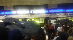 Esik a hó nem jár a metró