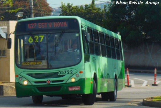 Pelo projeto da prefeitura, todos os ônibus convencionais terão de contar com a presença de um profissional, além do motorista, mesmo que este não cobre passagens.
