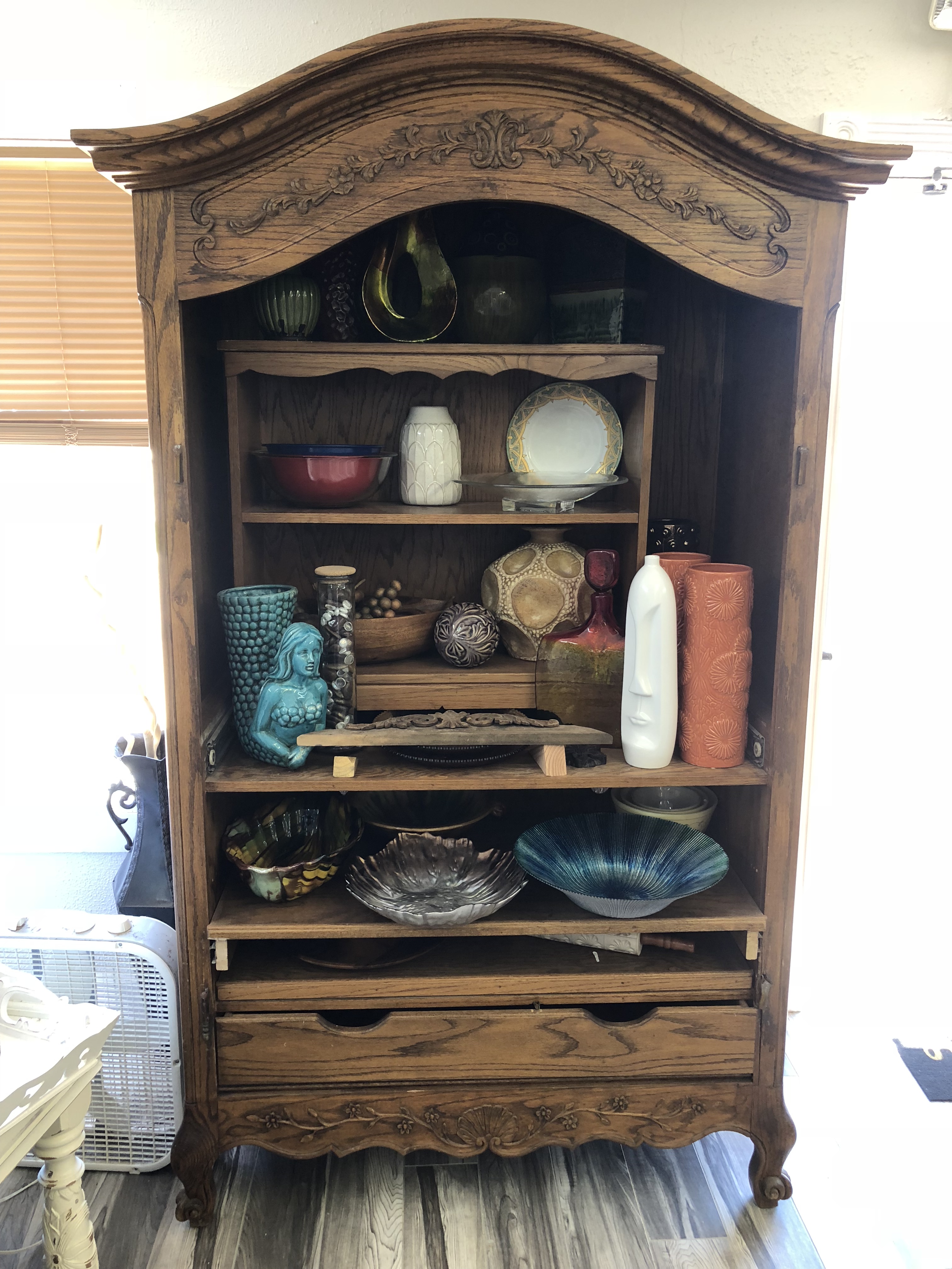 Armoire
