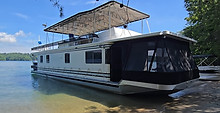 houseboat.jpg