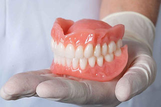 complete dentures.jpg