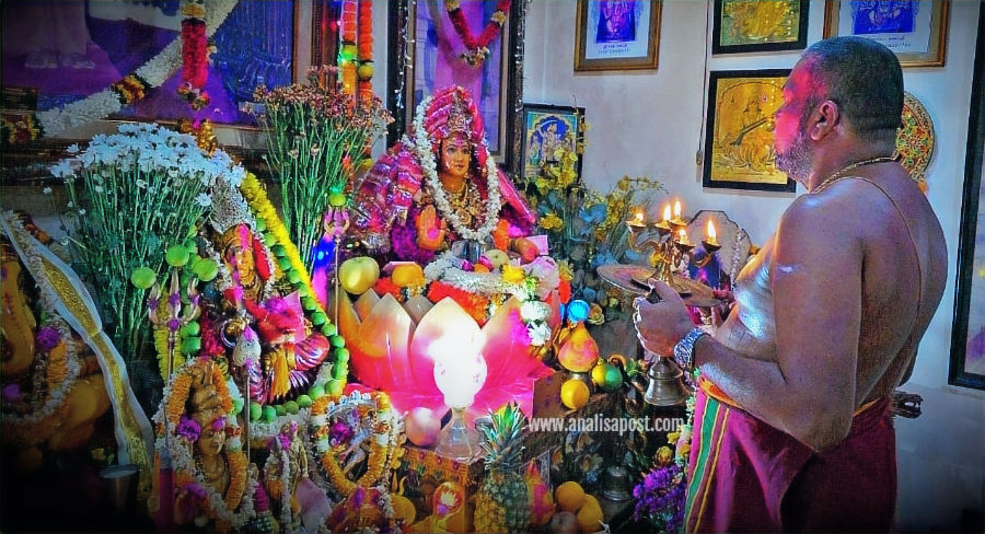 Umat Hindu India di Surabaya, rayakan Deepavali di rumah masing-masing