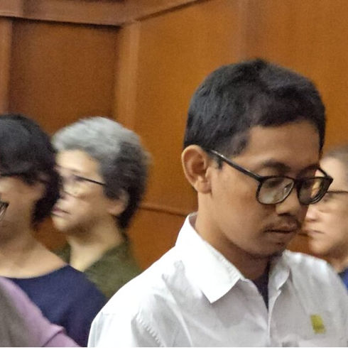 Terdakwa Perusakan Kantor Yayasan SAVY Amira Divonis 1 Tahun Penjara
