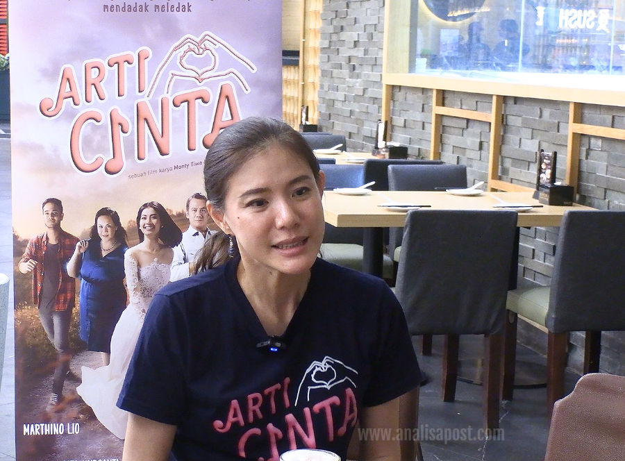 Aktris dan presenter senior Olga Lydia saat bincang santai bersama media