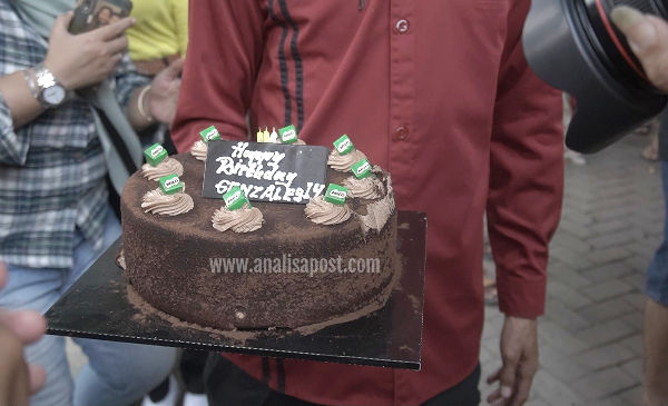 Kue Tart untuk Gonzales, Gajah remaja yang lucu