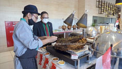 Rayakan Kemerdekaan Malam Keramat Pitoelasan di Hotel Midtown Surabaya