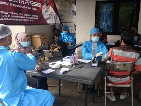 Ratusan Warga Menerima Vaksinasi di Gerai Vaksin Presisi Polres Badung