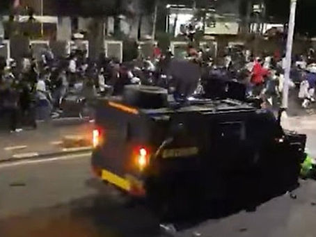 Demo 28 Memanas, Mobil Rantis Brimob Tabrak Pengemudi Ojol hingga Tewas