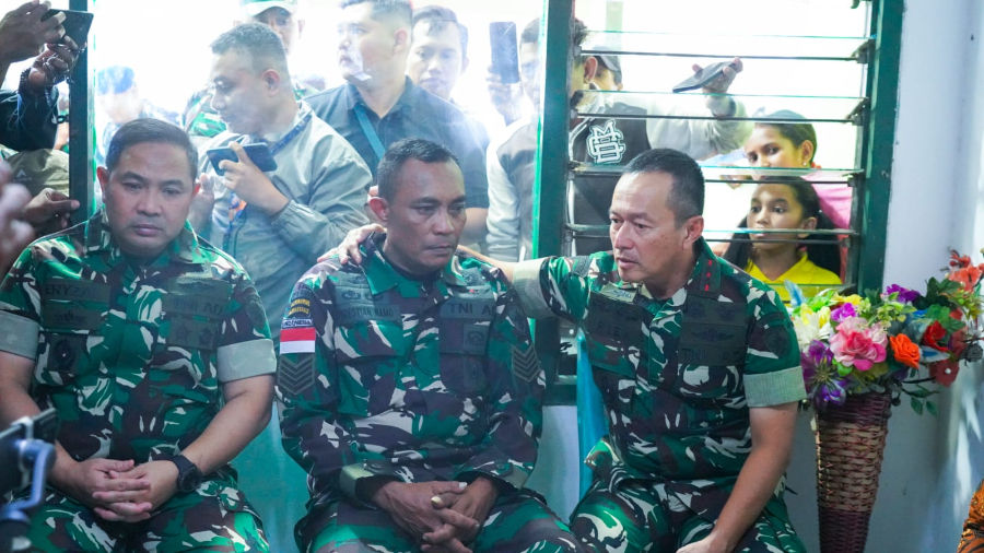 Pangdam menyampaikan belasungkawa mendalam dan menegaskan peristiwa ini menjadi kehilangan besar bagi keluarga besar TNI