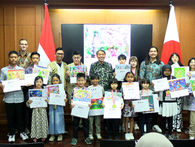 Lotus Art Courses dan Konsulat Jepang Surabaya Gelar Lomba Lukis Cerita Rakyat Dua Negara