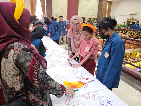 Mahasiswa Angkatan 2021 Fakultas Kedokteran Universitas Gelar Pengabdian Masyarakat bersama 150 Anak