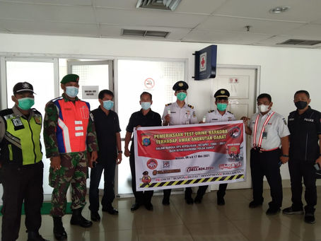 Operasi Ketupat Toba 2021 Polda Sumut dan Jajaran Periksa Tes Urine Pengemudi Angkutan
