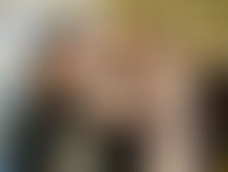 Putri Koster Dorong Kain Endek Bali Tembus Dunia Modeling Internasional