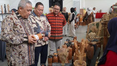 Pameran Mebel UMKM Jatim Hadirkan 60 Perajin dengan Karya Unggulan di Kampus PCU