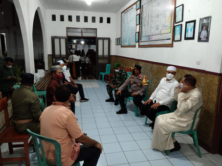 Bupati Dan Forkopimda Memantau Malam Natal di Kota Ende