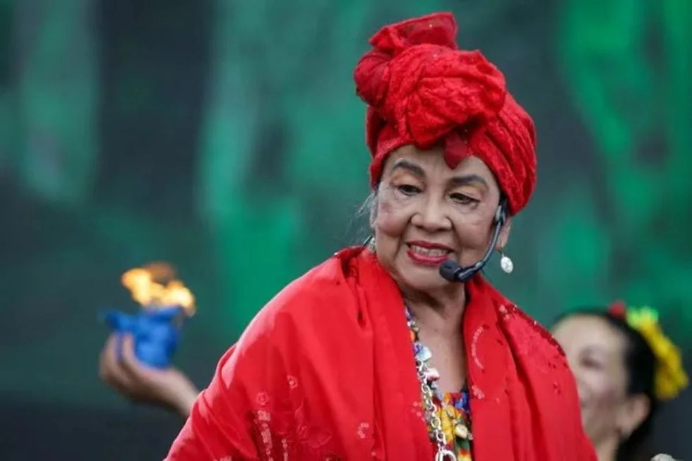 Totó la Momposina, cantante de folclor colombiano.