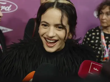 LUX, la refracción musical de Rosalía