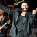 Lanzan gas lacrimógeno a Ricky Martin en medio de su concierto en Montenegro