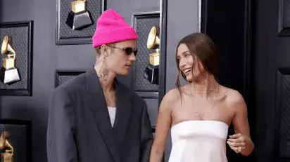 Hailey Bieber rompe el silencio y niega rumores de abuso en su matrimonio