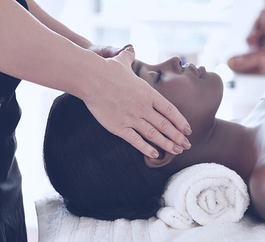 Head massage_edited_edited.jpg