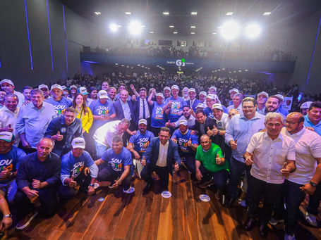 3000 mil pessoas abraçam o PSD
