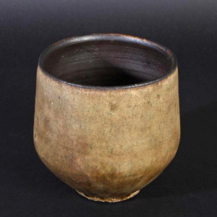 Early vase/bowl 1