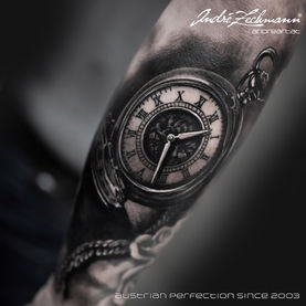 Tattoo of a pocket watch, Andre Zechmann, Austrian Perfection since 2003. IMAGES BLACK GRAY TATTOO.