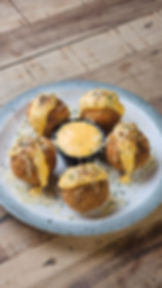Bolinho de Cupim Cremoso com Creme de Queijos e Parmesão! Muuuuito Queijoo!!