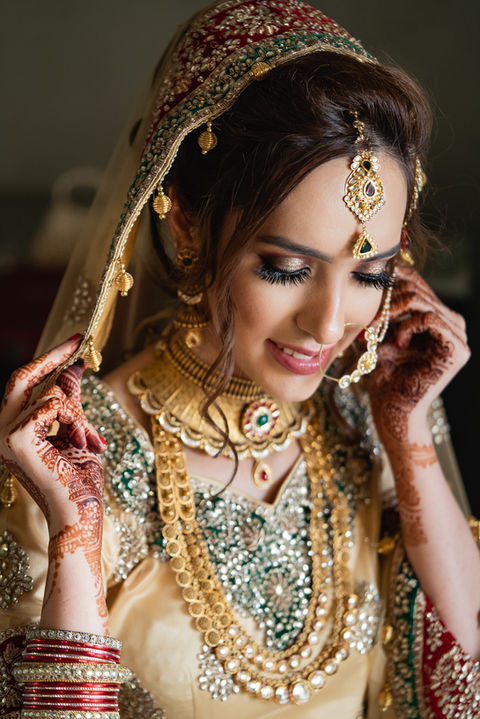 Pakistani beautiful bride wedding photography