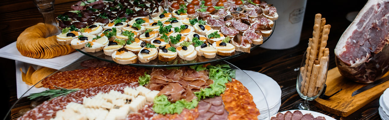 layered-stands-with-variety-sliced-meat.jpg