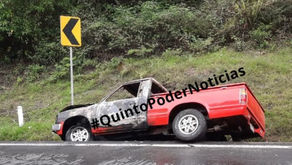 Se incendia camioneta sobre la México-Tuxpan 