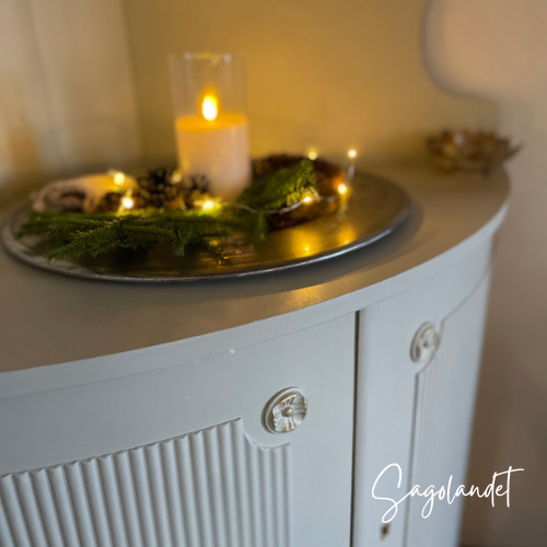 Miniatyrbild: Hörnskåp Gustaviansk