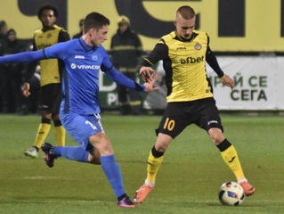 Talented footballers denies the rumours about interest from Levski, concerning Serkan Yusein