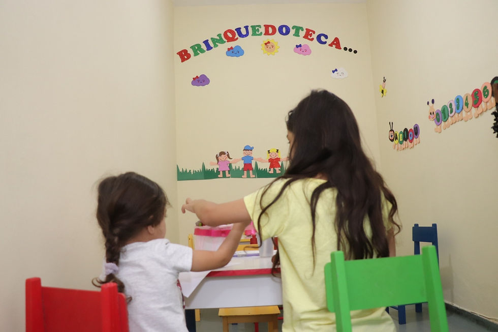 Além das atividades mensais convencionais, o CRAS Caçula inaugurou, nesta ocasião, a brinquedoteca do espaço, que disponibilizou, durante a reunião das famílias PAIF, o apoio de estagiárias de pedagogia para acolhimento das crianças