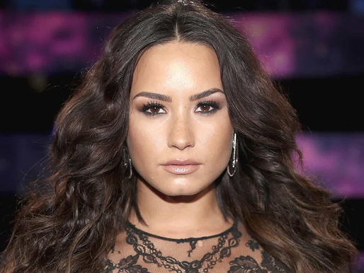 Demi Lovato sofreu "três derrames e um ataque cardíaco" após overdose