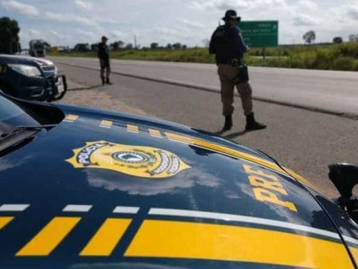 Motorista ignora sinal de parada e atropela policial rodoviário em SP