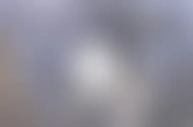 Vídeo: funcionário baleado várias vezes em funerária no interior de Minas sobrevive