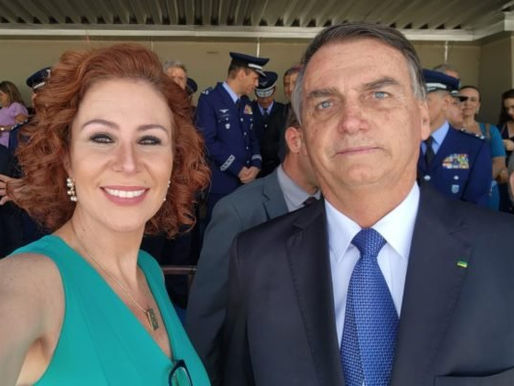 A mensagem de WhatsApp de Carla Zambelli a Bolsonaro