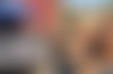 Vídeo: morador da Grande BH transforma caçamba de picape em piscina para se refrescar