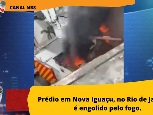 Prédio comercial pega fogo no Centro de Nova Iguaçu, e estruturas desaba