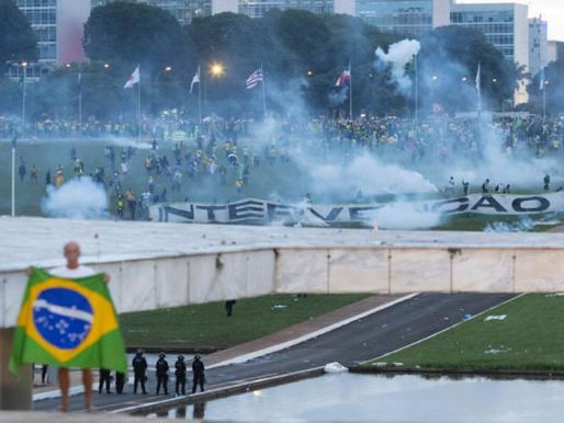 USP e movimentos sociais marcam atos pela democracia em SP nesta 2ª