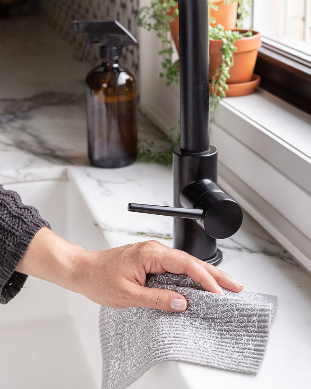 How To Sustainably Clean Your Home With Diy Recipes And A Swedish