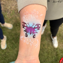 Butterfly airbrush design